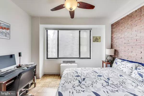 Washington, DC 20036,1 SCOTT CIR NW #617