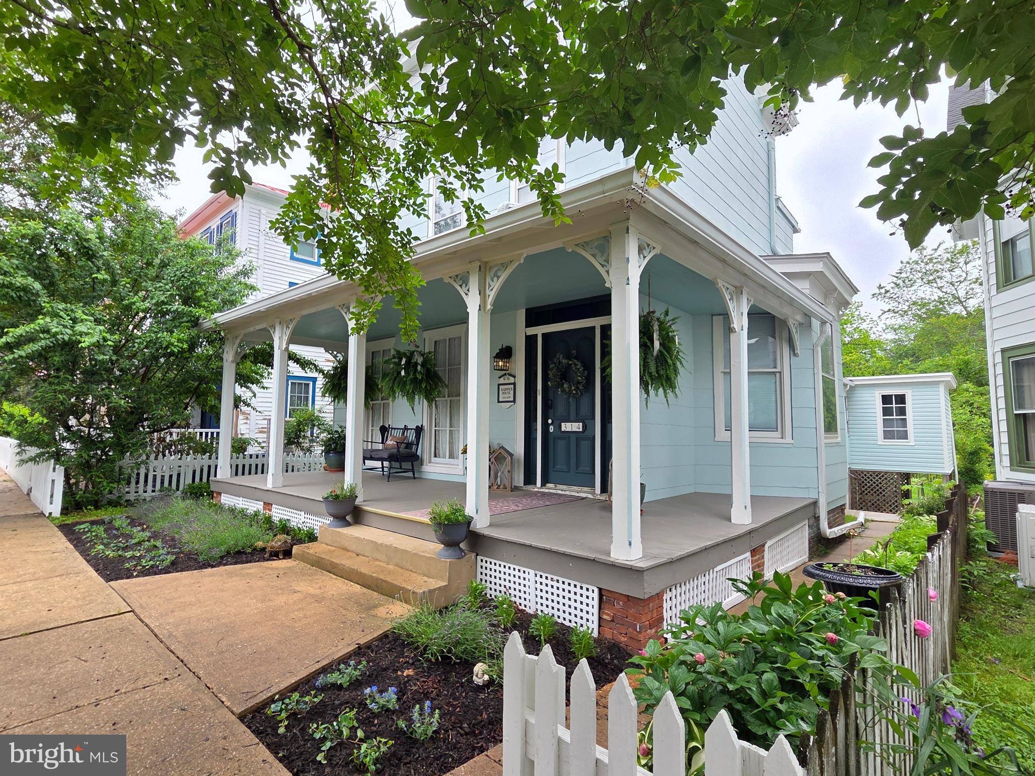 Chesapeake City, MD 21915,314 BOHEMIA AVE