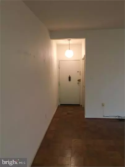 Rockville, MD 20852,10304 ROCKVILLE PIKE #401