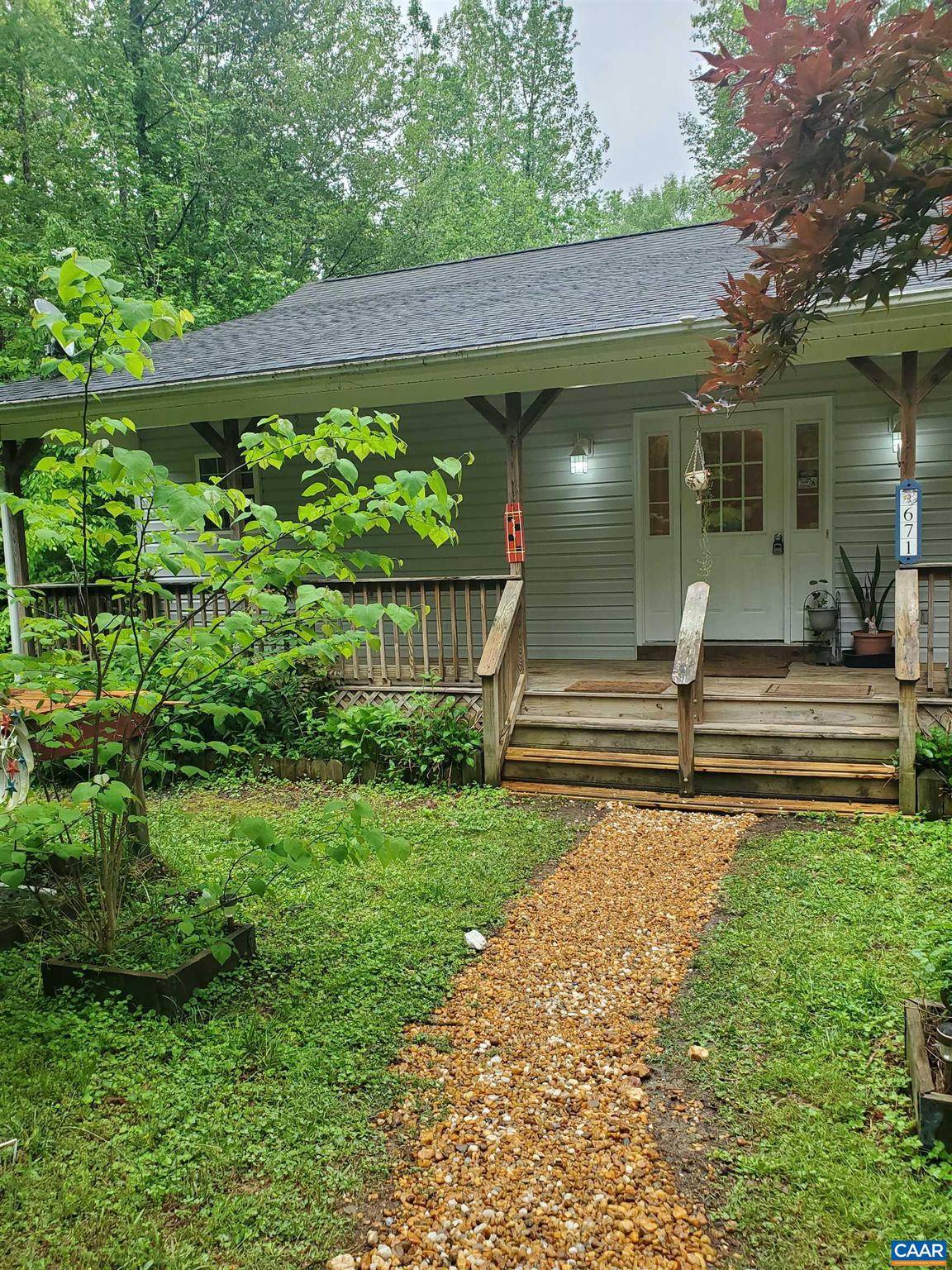 Troy, VA 22974,671 CREEK RD