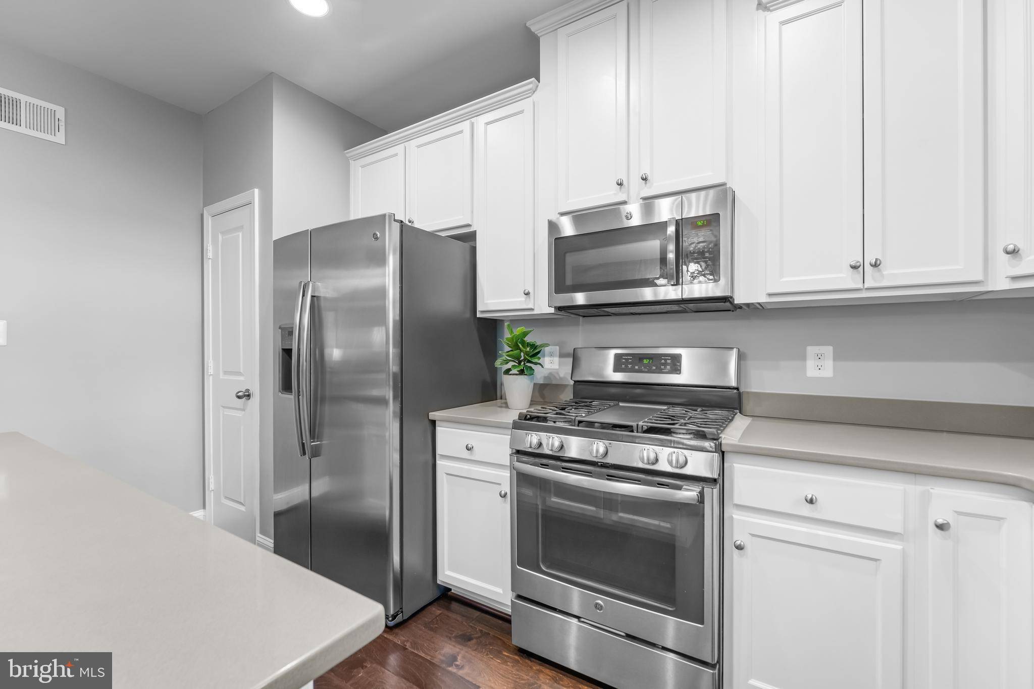 Hanover, MD 21076,7820 LOBLOLLY WAY