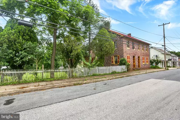 Lewisberry, PA 17339,302 W FRONT ST