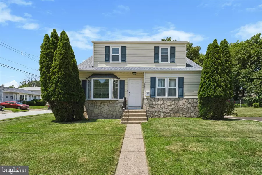 1558 LUKENS AVE, Abington, PA 19001