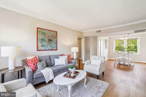 Alexandria, VA 22307,6624 BOULEVARD VW #C1