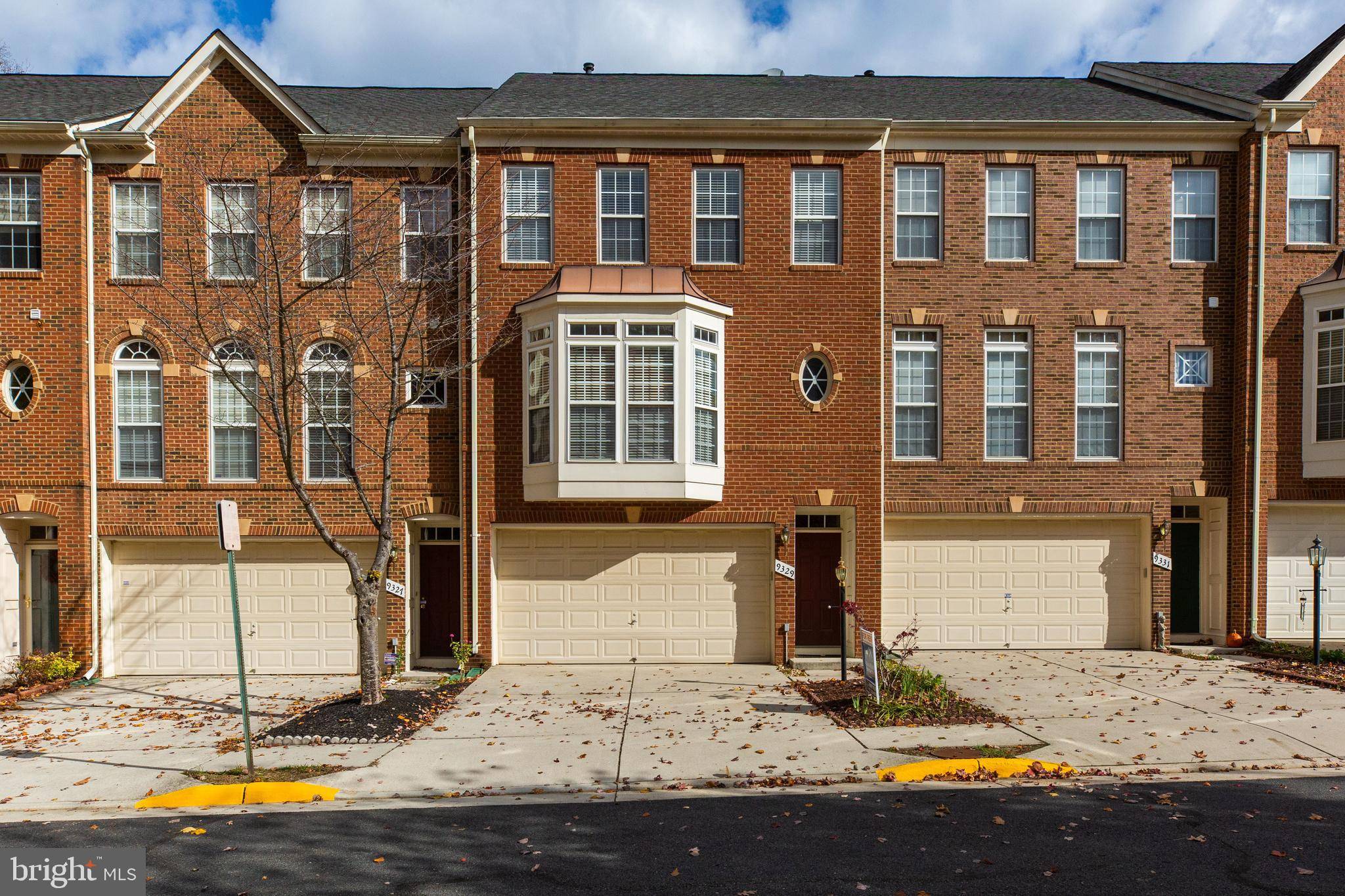 9329 CUMBRIA VALLEY DR, Lorton, VA 22079