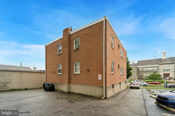 Drexel Hill, PA 19026,3819-3821 GARRETT RD