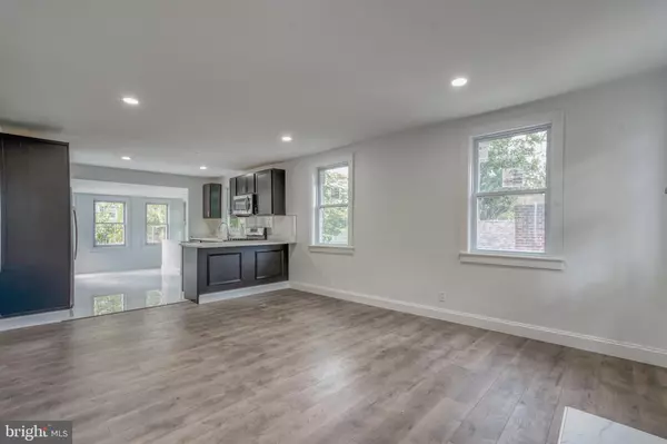 Washington, DC 20019,1227 44TH PL SE