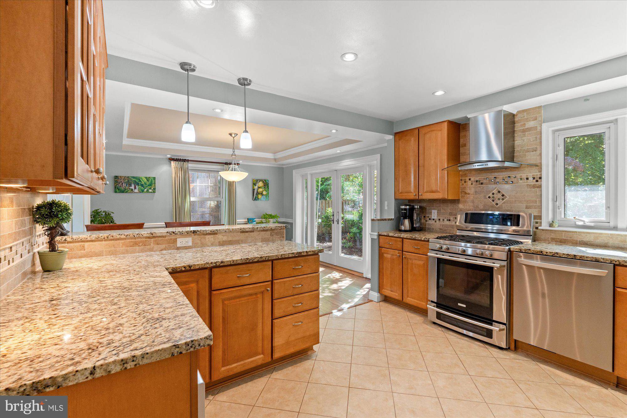 Alexandria, VA 22308,1106 ALDEN RD