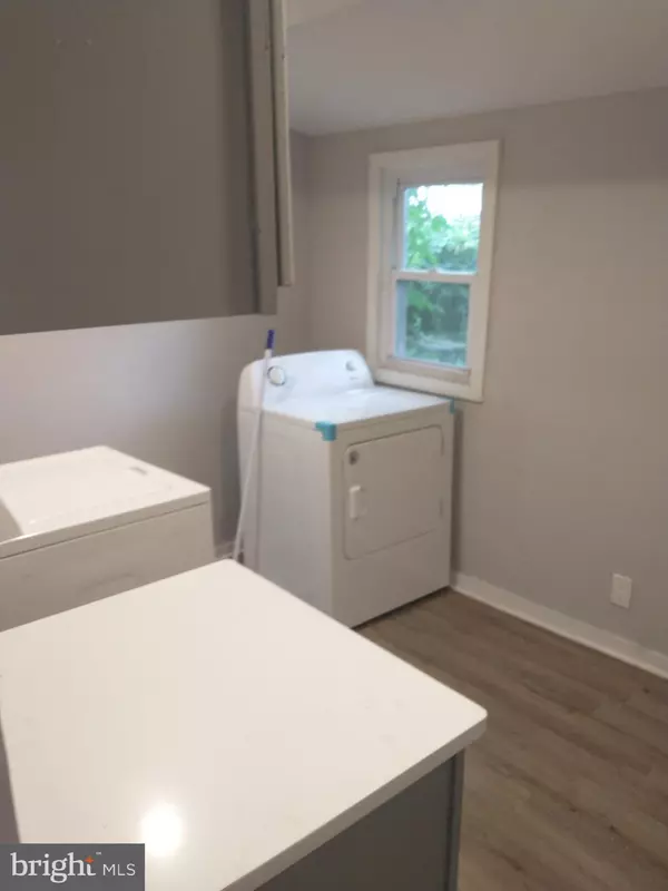 Philadelphia, PA 19121,1630 N GRATZ ST