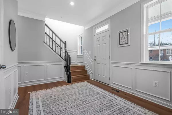 Suitland, MD 20746,6100 WESSON DR