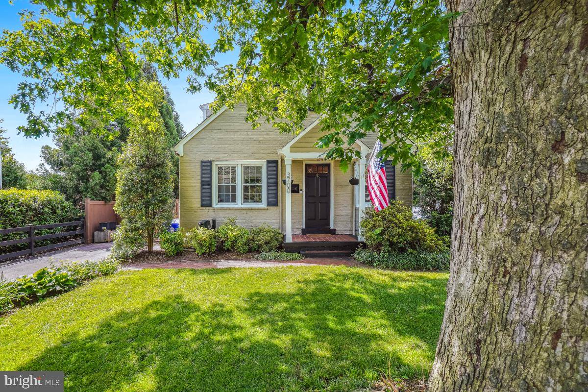 Arlington, VA 22204,3700 8TH ST S