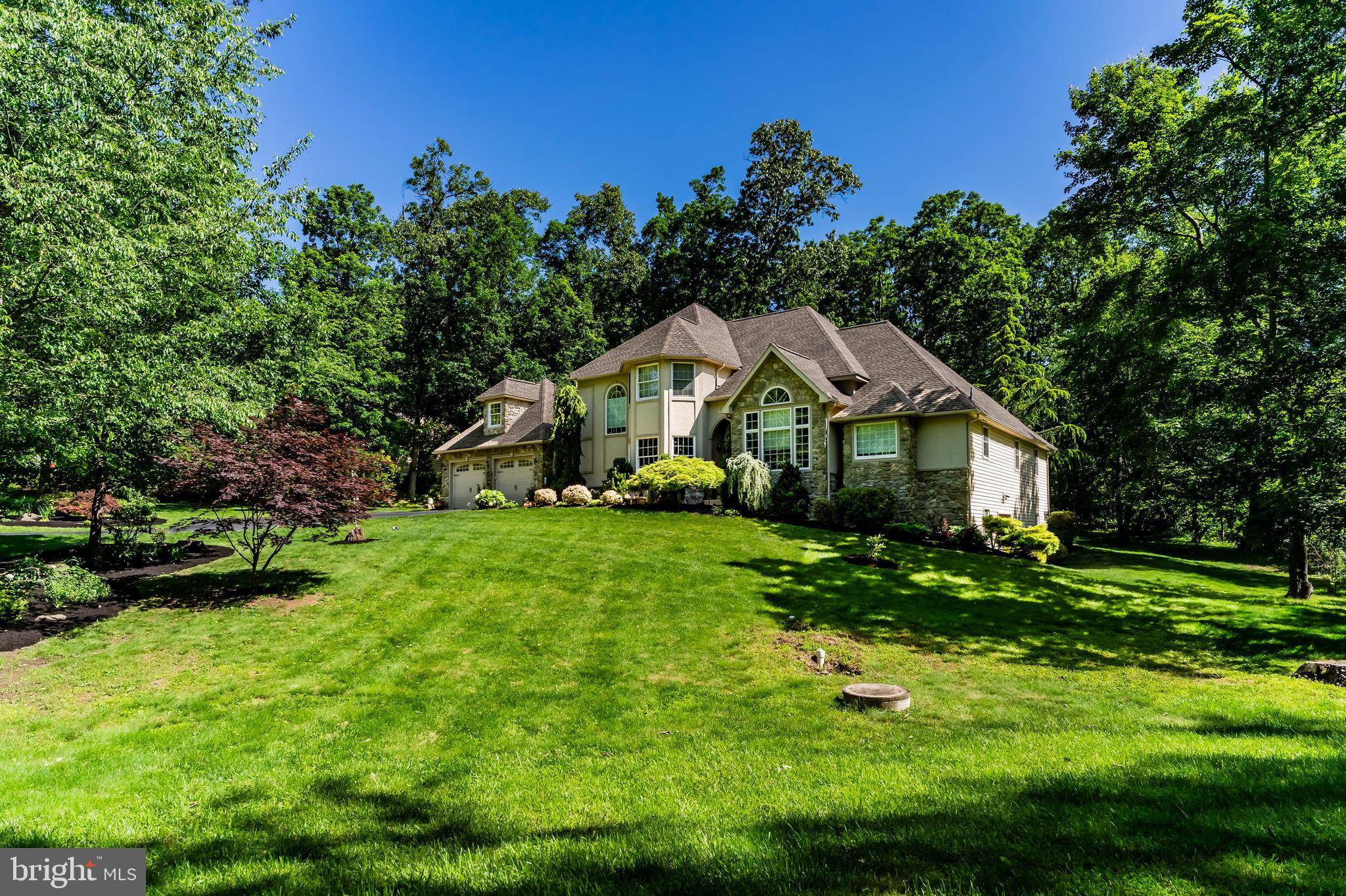 1760 WHITE OAK CIR, Dauphin, PA 17018