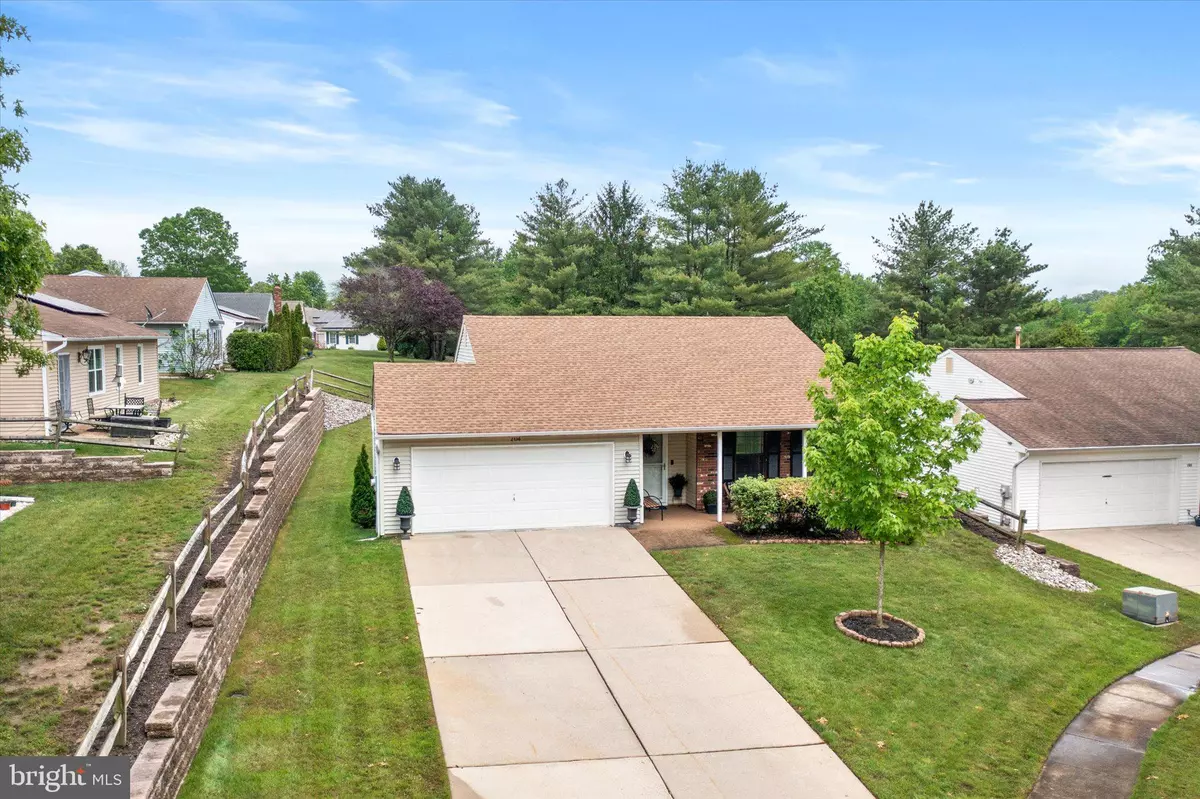 Columbus, NJ 08022,104 LAKE VIEW CT