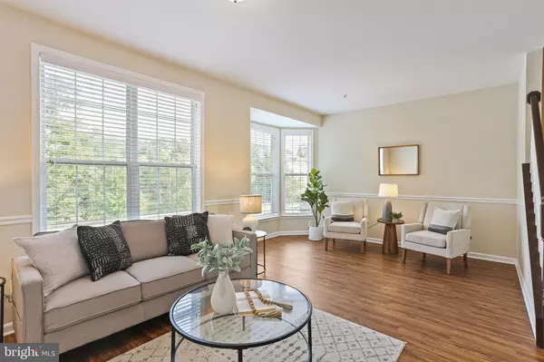 Ellicott City, MD 21043,5718 GOLDFINCH CT