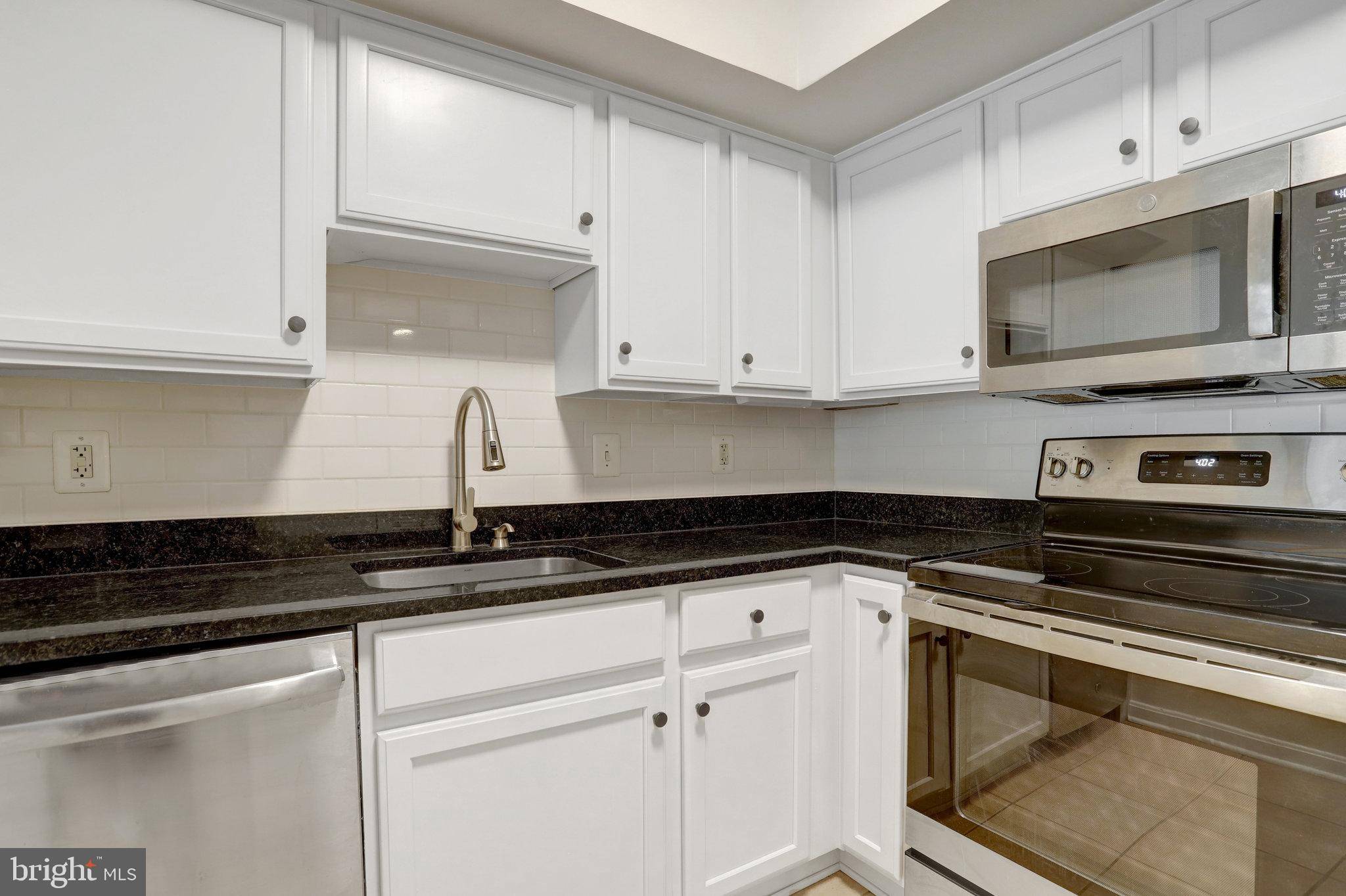Arlington, VA 22201,1001 N RANDOLPH ST #109
