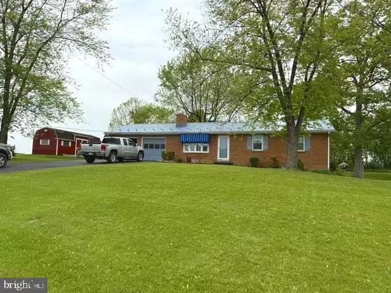 9 MUD LEVEL RD, Shippensburg, PA 17257