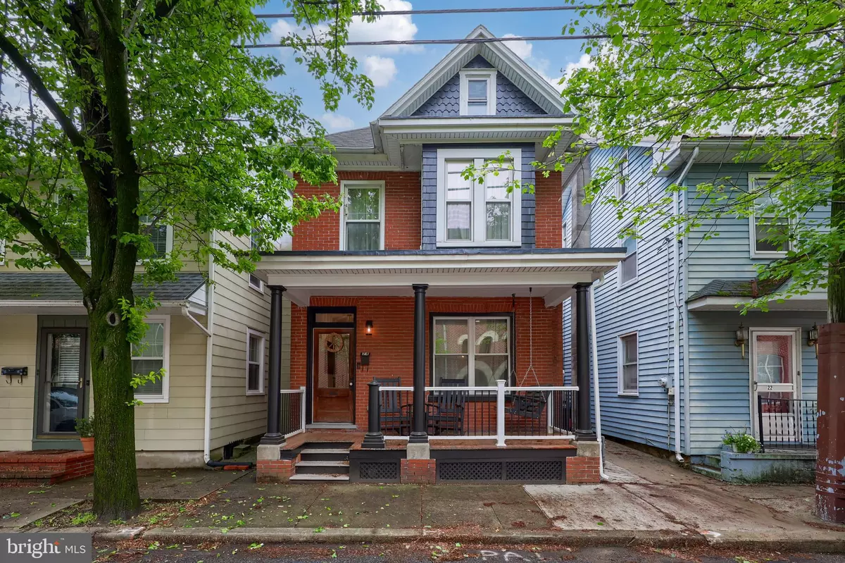 Lititz, PA 17543,24 E ORANGE ST