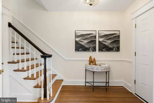 Washington, DC 20007,2210 38TH ST NW