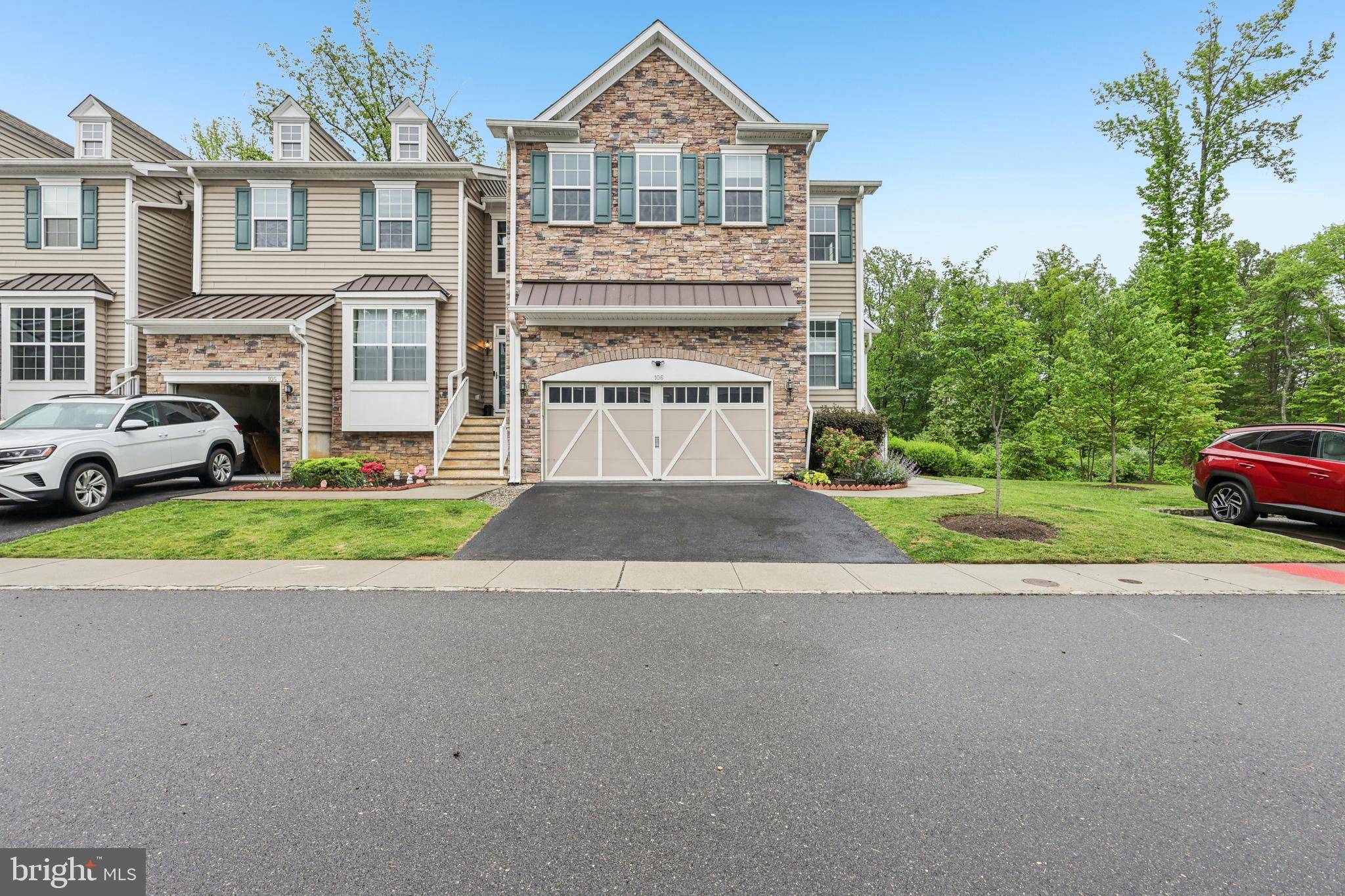 Monmouth Junction, NJ 08852,106 ELLSWORTH WAY