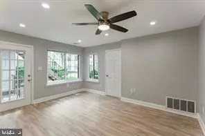 Silver Spring, MD 20904,1611 CARRIAGE HOUSE TER #A