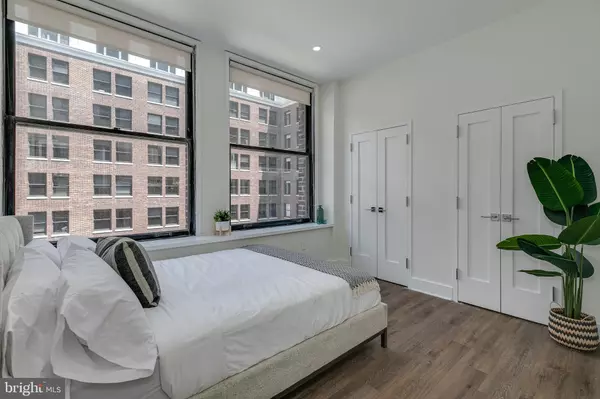 Philadelphia, PA 19106,150 S INDEPENDENCE MALL W #418