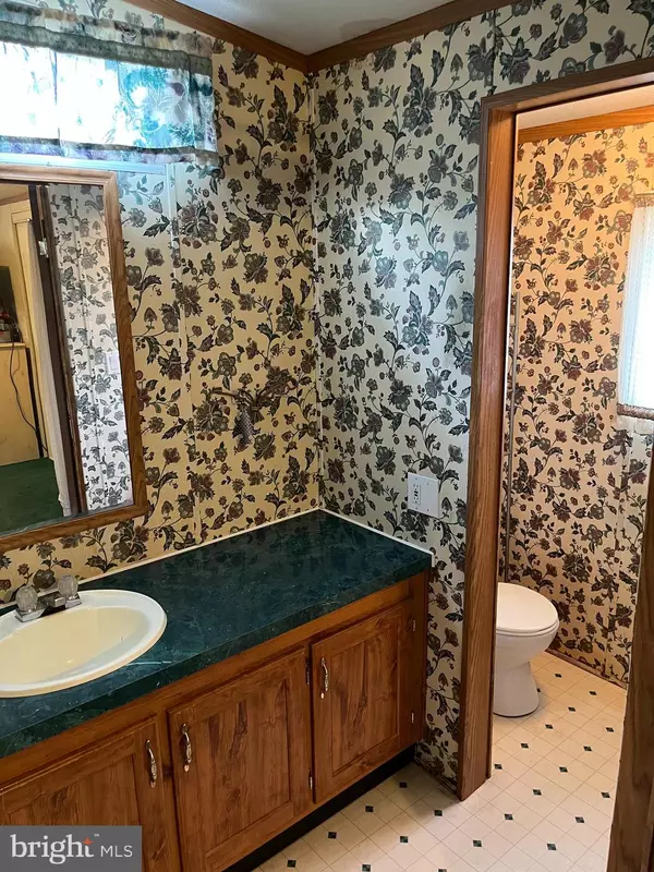 Morrisville, PA 19067,2104 BARTON DR