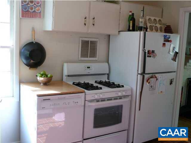Charlottesville, VA 22903,108 N NORTH BAKER ST #APT A