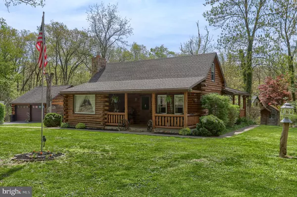 568 CAMP STRAUSE RD, Fredericksburg, PA 17026
