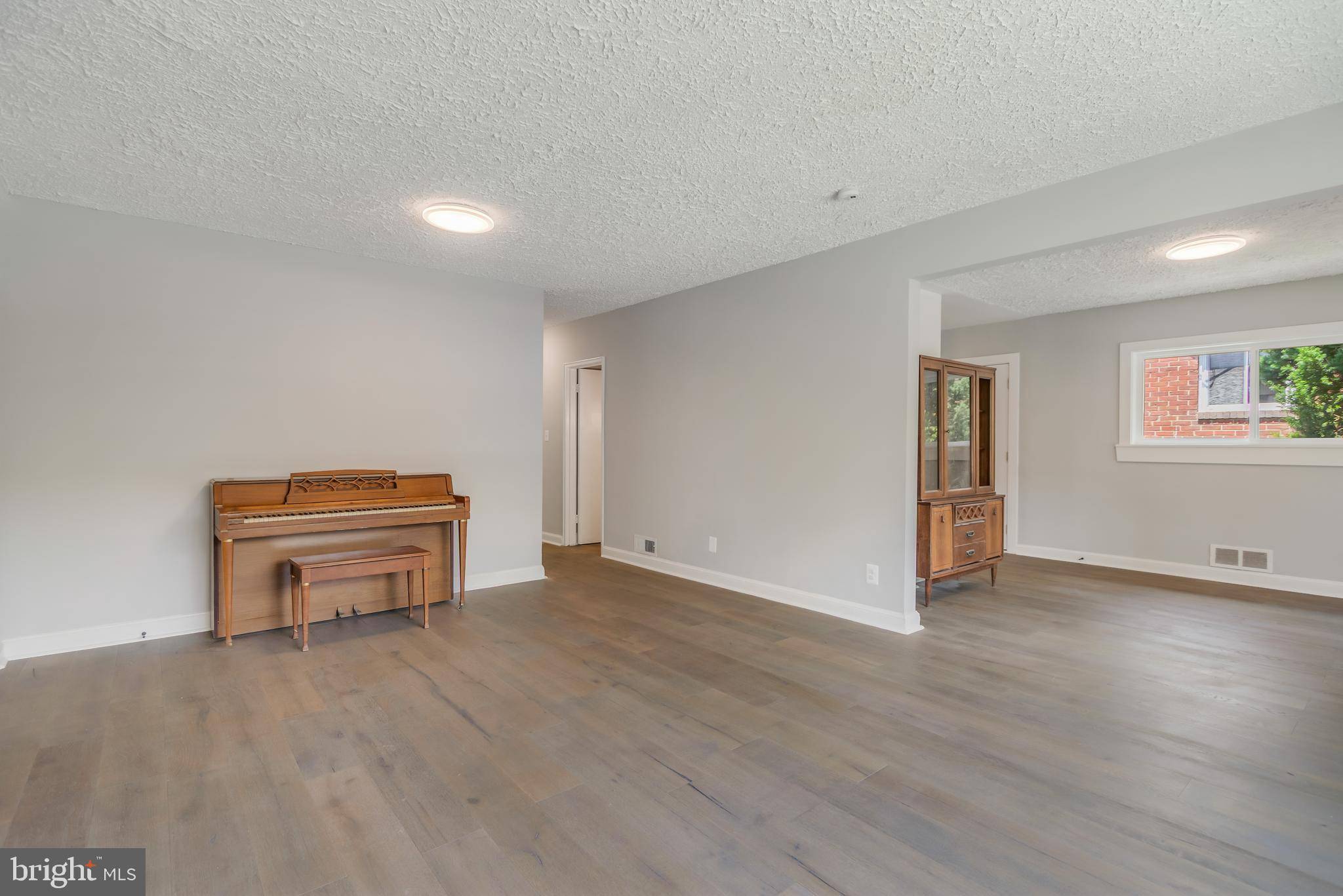 Washington, DC 20012,6718 14TH PL NW