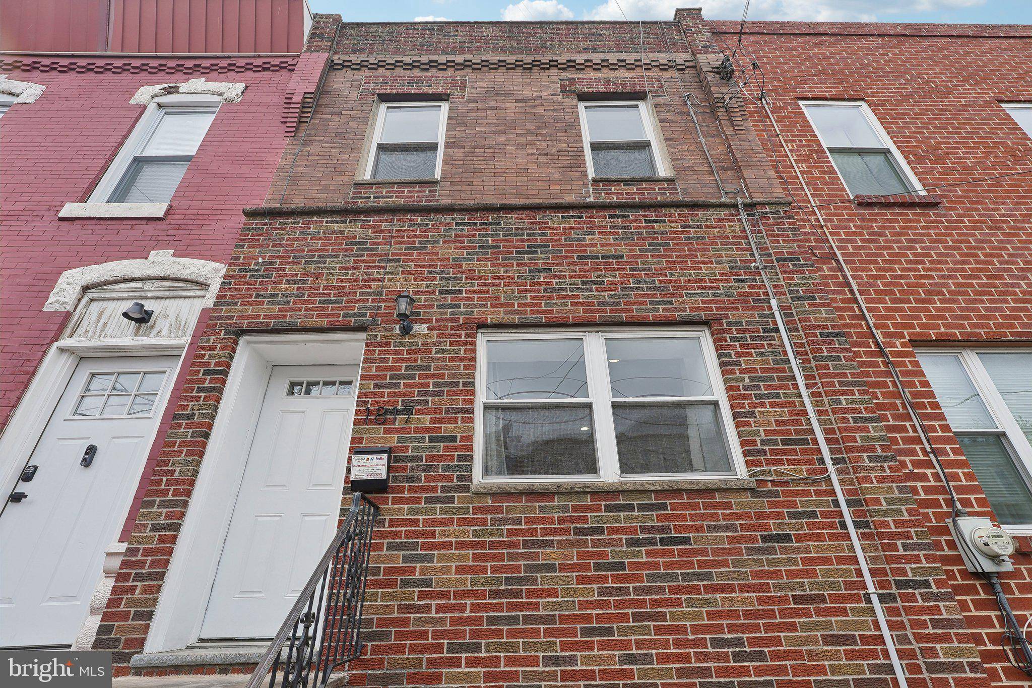 Philadelphia, PA 19145,1817 S 23RD ST