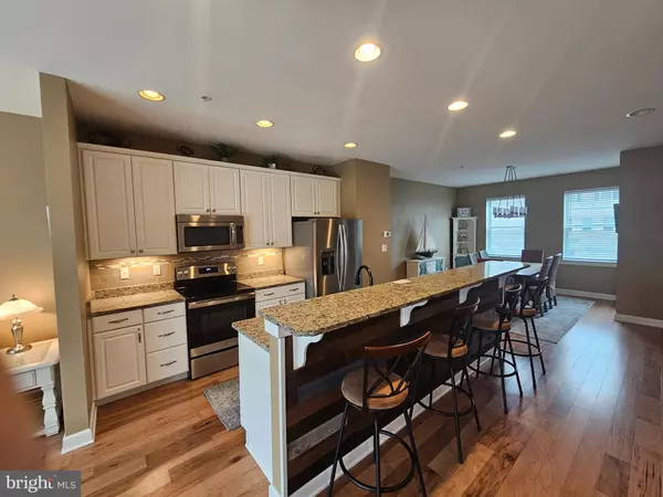 Ocean City, MD 21842,13005 BOWLINE LN #3