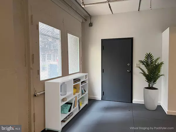 Philadelphia, PA 19123,429 N 13TH ST #1B