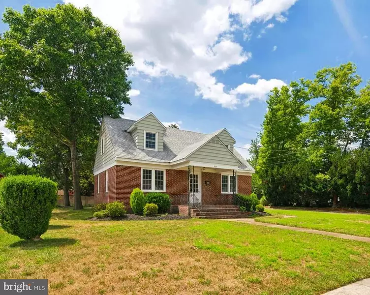 309 CHESTNUT ST, Hammonton, NJ 08037