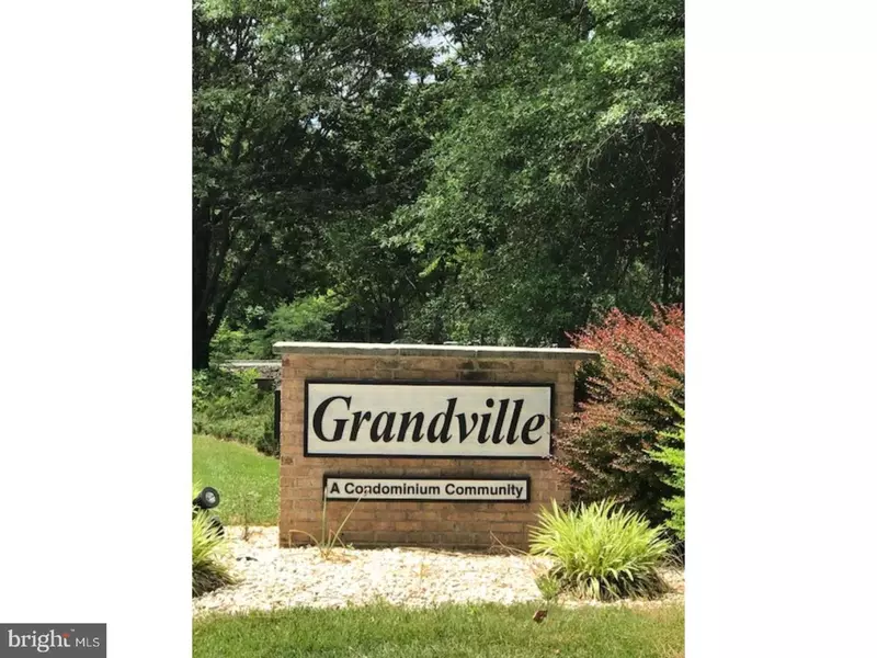 201 SILVER CT, Hamilton, NJ 08690