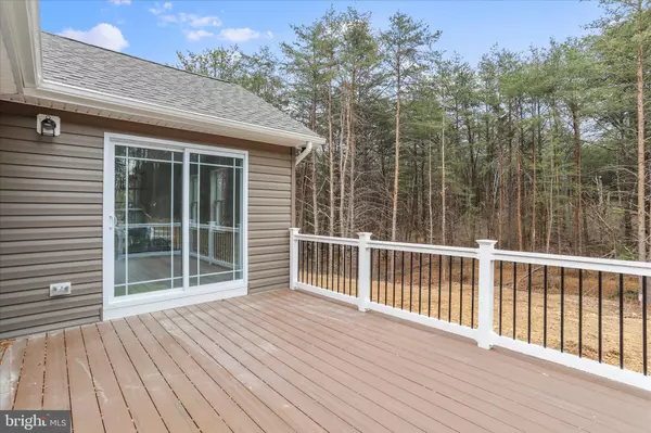 Berkeley Springs, WV 25411,200 WAGON TRAIL