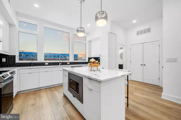 Philadelphia, PA 19134,2201 E SOMERSET ST #B3 LOWER