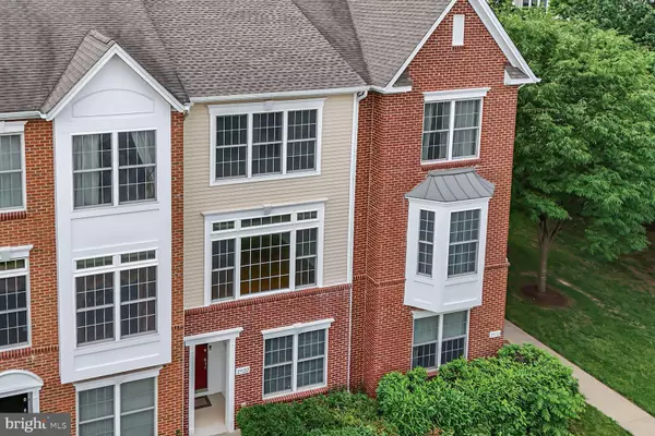 Chantilly, VA 20152,25122 OMAHA TER