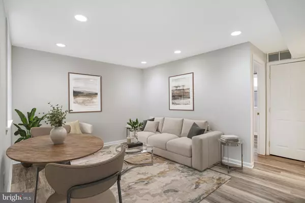 Washington, DC 20001,1030 FAIRMONT ST NW #T2