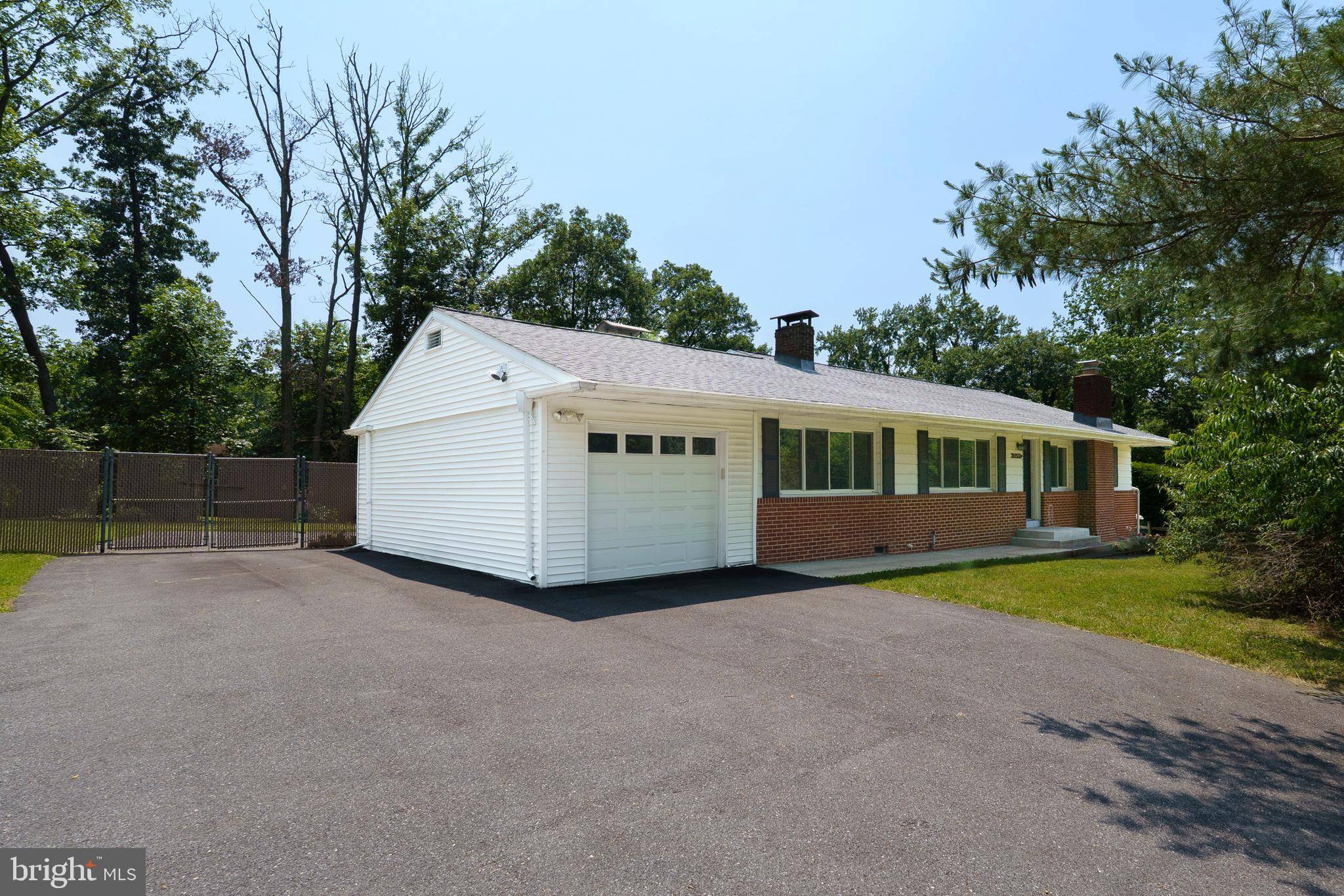 Laurel, MD 20723,10699 HARDING RD