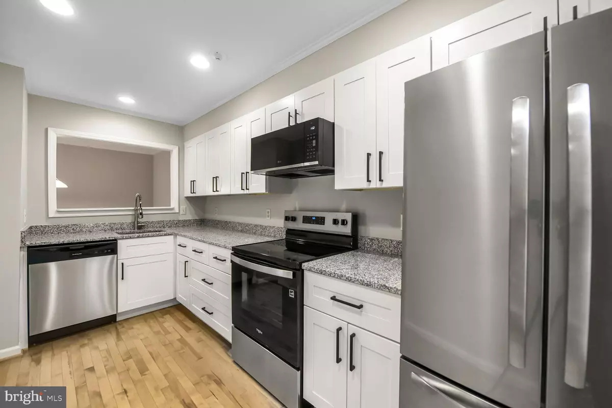 Leesburg, VA 20175,243 LOUDOUN ST SW #F
