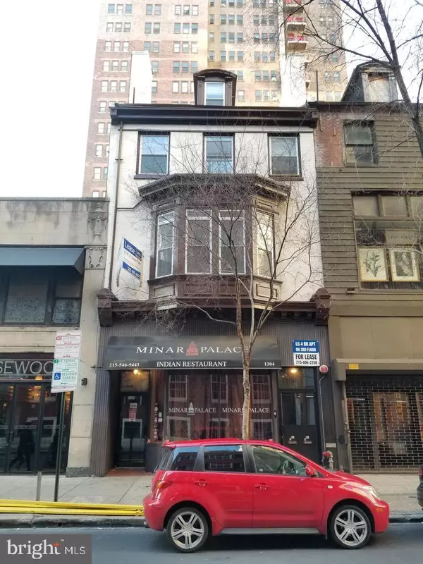 Philadelphia, PA 19107,1304 WALNUT ST #2