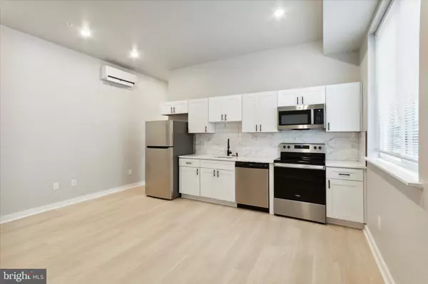 Philadelphia, PA 19143,316 S 52ND ST #2