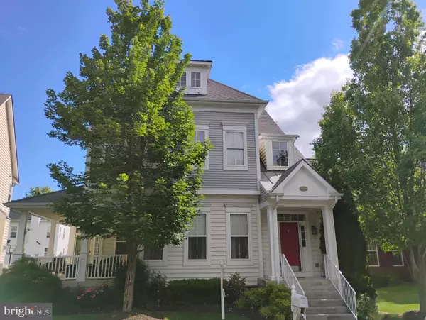 Round Hill, VA 20141,17494 LETHRIDGE CIR