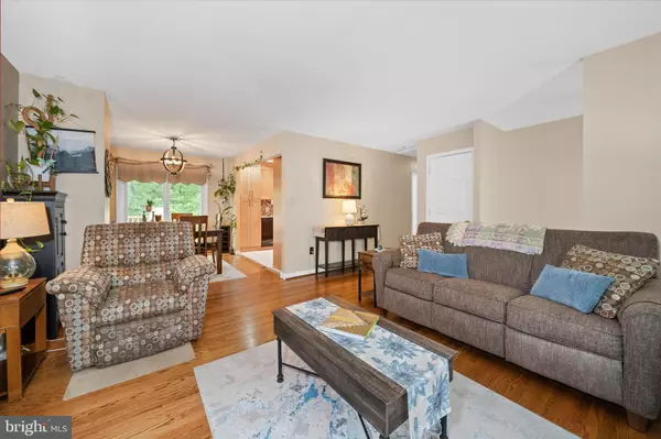 Newark, DE 19702,111 WOODSHADE DR