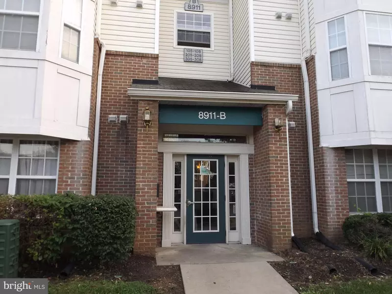 8911 TOWN CENTER CIR #4-208, Upper Marlboro, MD 20774