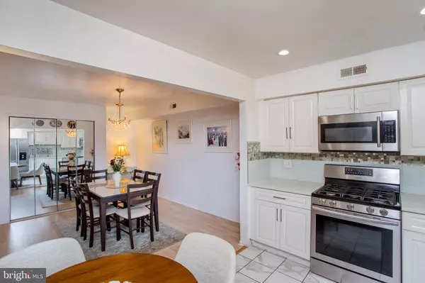 Philadelphia, PA 19114,48 BONNIE GELLMAN CT #B48
