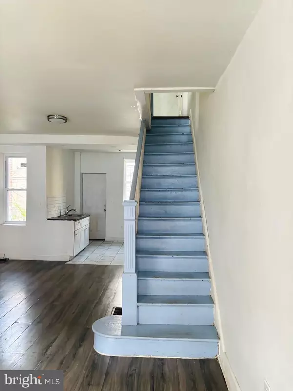 Philadelphia, PA 19140,4333 N ORIANNA ST