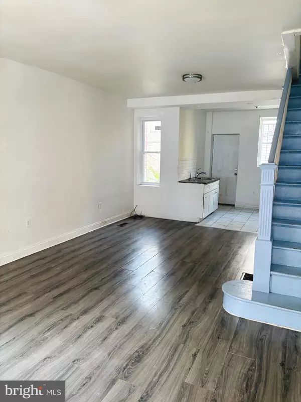 Philadelphia, PA 19140,4333 N ORIANNA ST