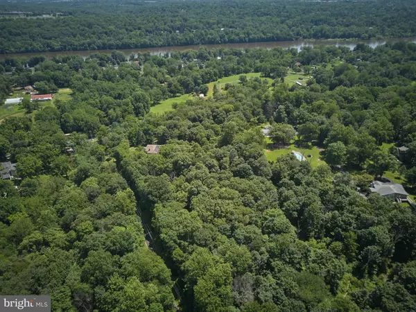 270 AQUEDUCT RD, Washington Crossing, PA 18977