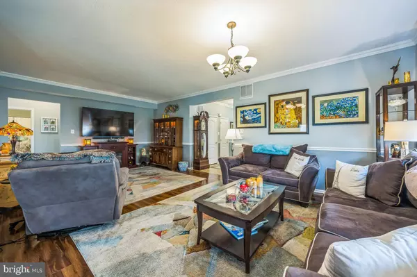 Sewell, NJ 08080,6 STILES CT